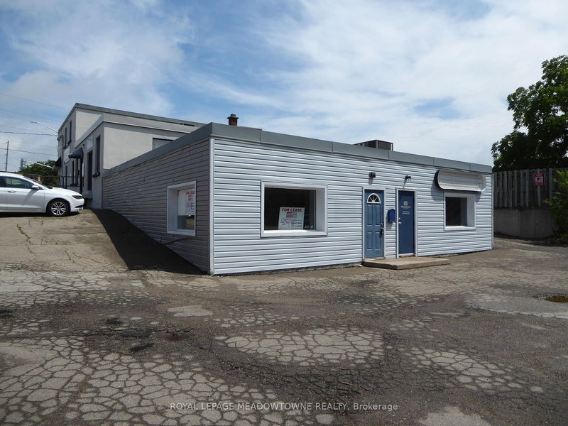 5 - 116 Guelph St, Halton Hills, L7G 4A3 | Image 2