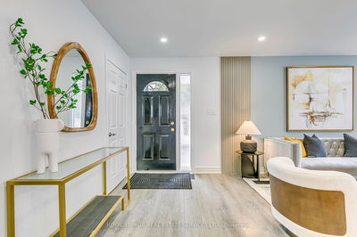 26 Miller Rd, Oakville - College Park image-0-2