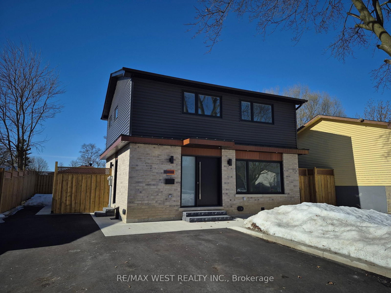 Detached House for lease at 101 Seaborn Road, Brampton, Madoc, L6V 2C2 - MLS: W12083147