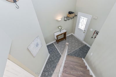 93 Biscayne Cres, Orangeville - Orangeville image-0-3