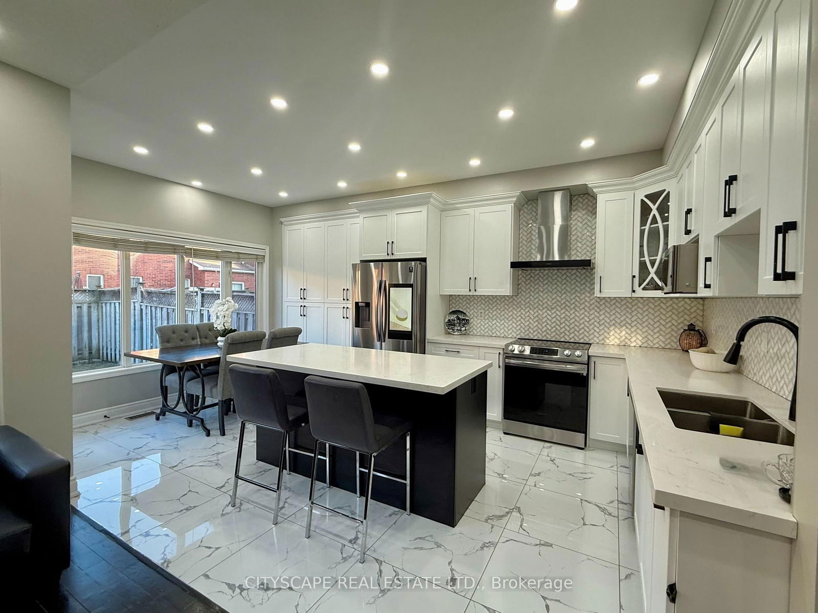 Semi-Detached House sold at 3074 Caulfield Crescent, Mississauga, Churchill Meadows, L5M 6J7 - MLS: W12083408