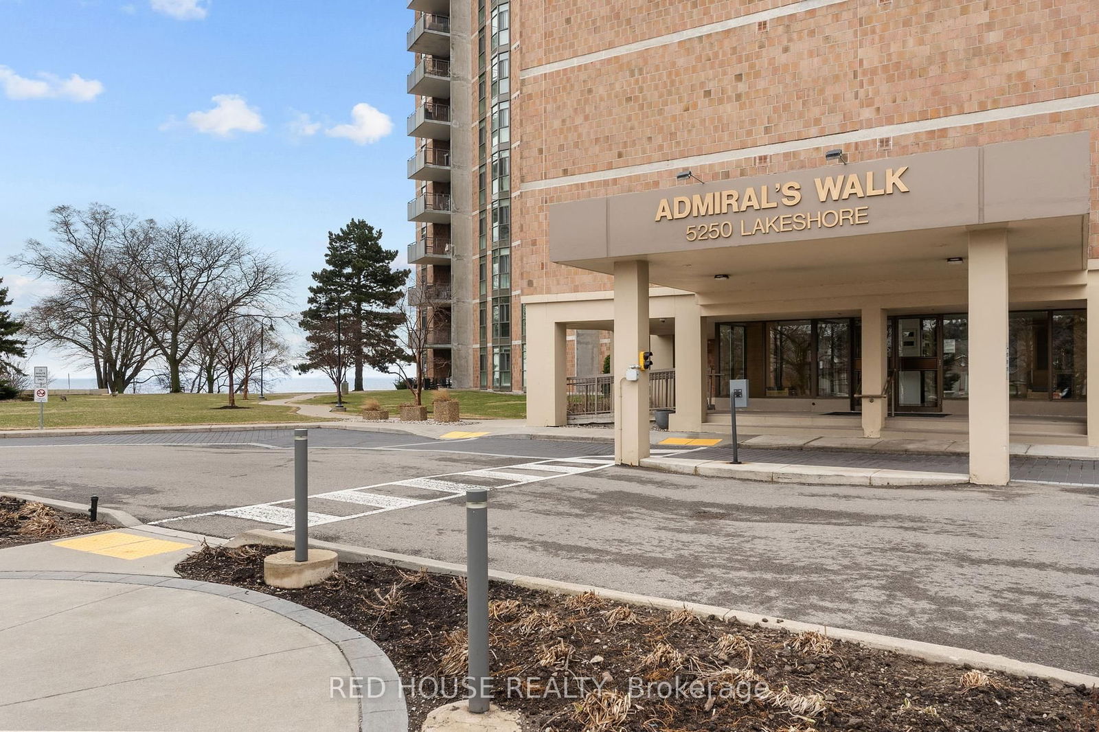 Condo for sale at 809-5250 Lakeshore Road, Burlington, Appleby, L7L 5L2 - MLS: W12083446