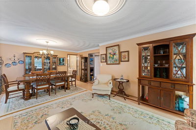 81 Lunness Rd, Toronto - Alderwood image-0-3
