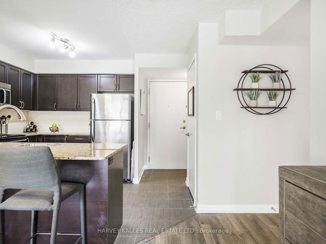 114 - 816 Lansdowne Avenue