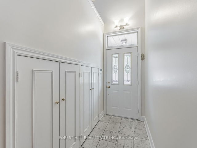 30 Brownstone Lane