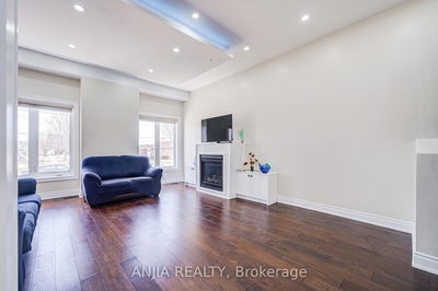 106 Celestine Dr, Toronto - Willowridge-Martingrove-Richview image-0-4