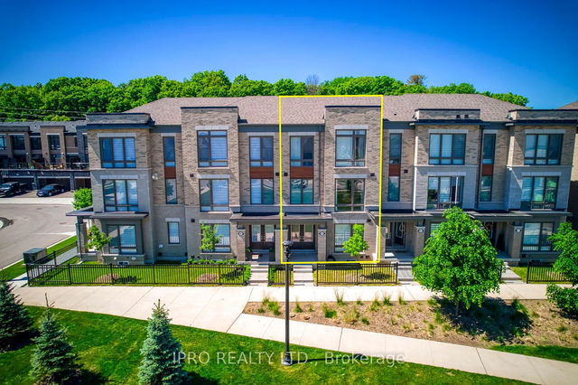 3 - 2481 Badger Crescent