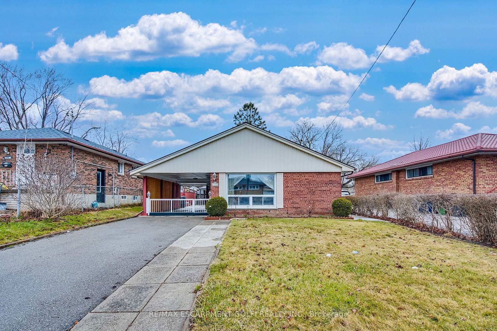 Detached House for sale at 172 Elmhurst Drive, Toronto, Rexdale-Kipling, M9W 2L1 - MLS: W12084538