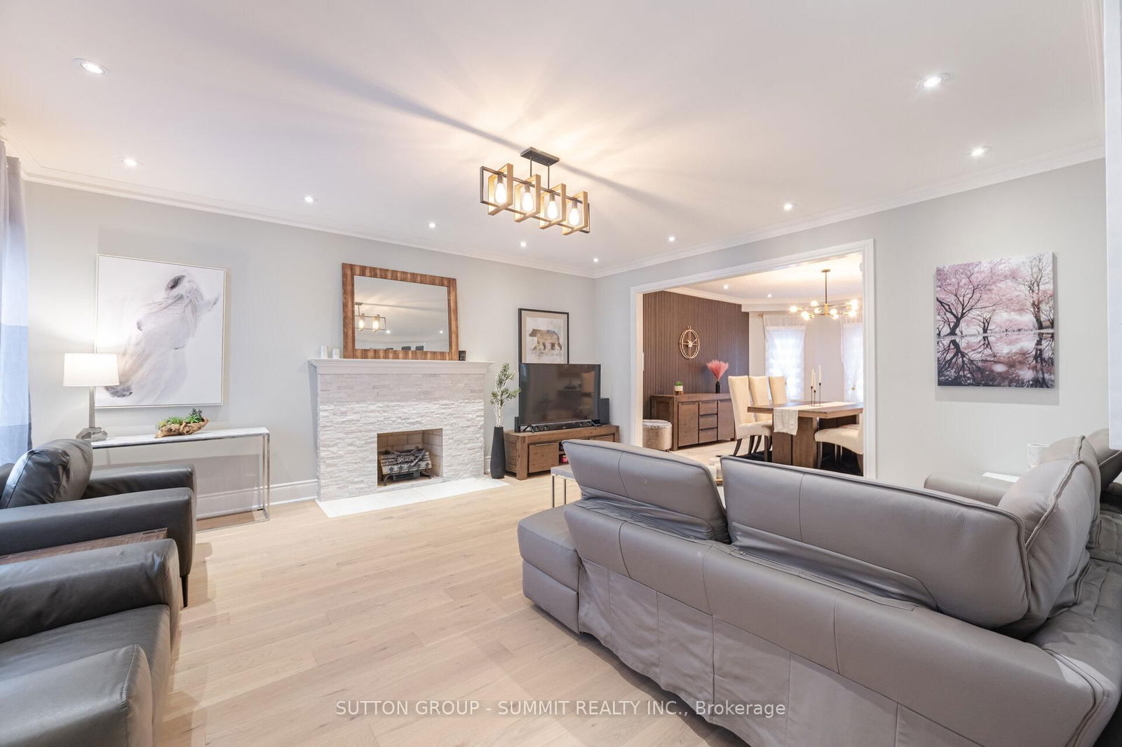 Detached House for sale at 4508 Credit Pointe Drive, Mississauga, East Credit, L5M 3M3 - MLS: W12084732
