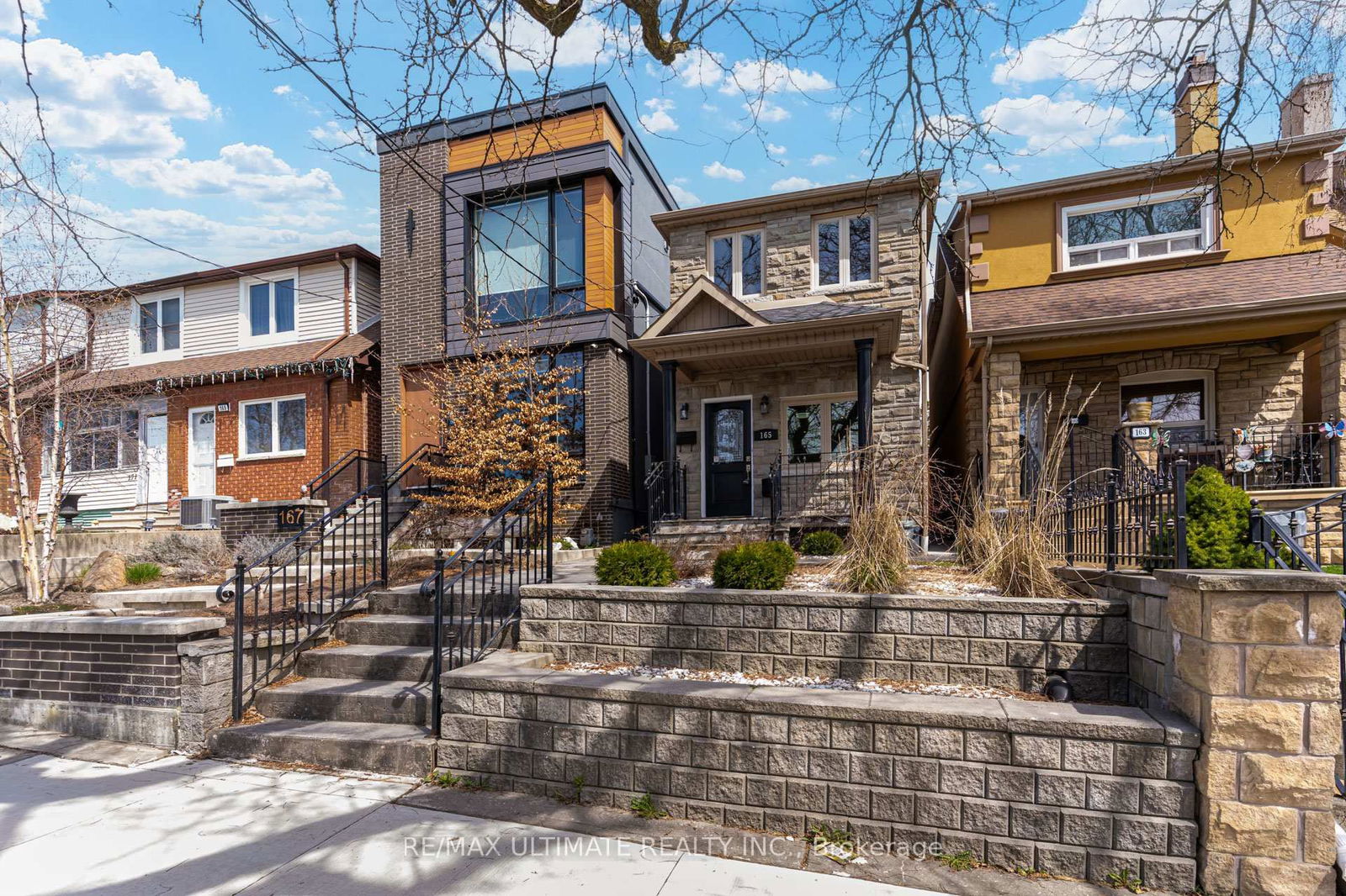 Detached House for sale at 165 Caledonia Road, Toronto, Corso Italia-Davenport, M6E 4S8 - MLS: W12084748