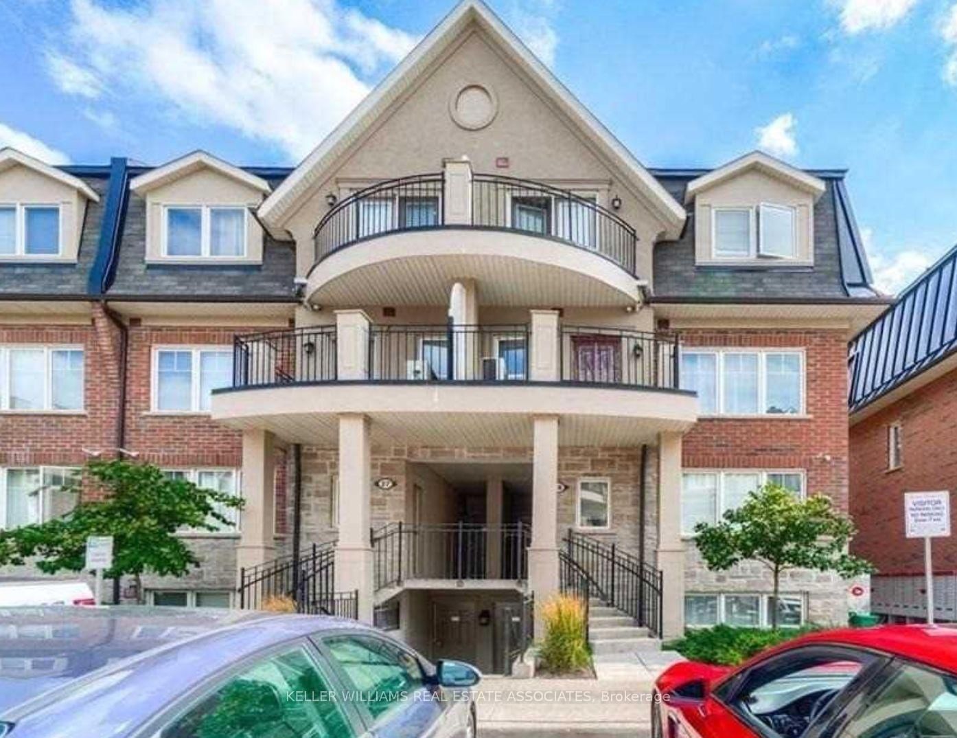 Townhouse leased at 28-02-2420 BARONWOOD Drive, Oakville, WM Westmount, L6M 0X6 - MLS: W12084939