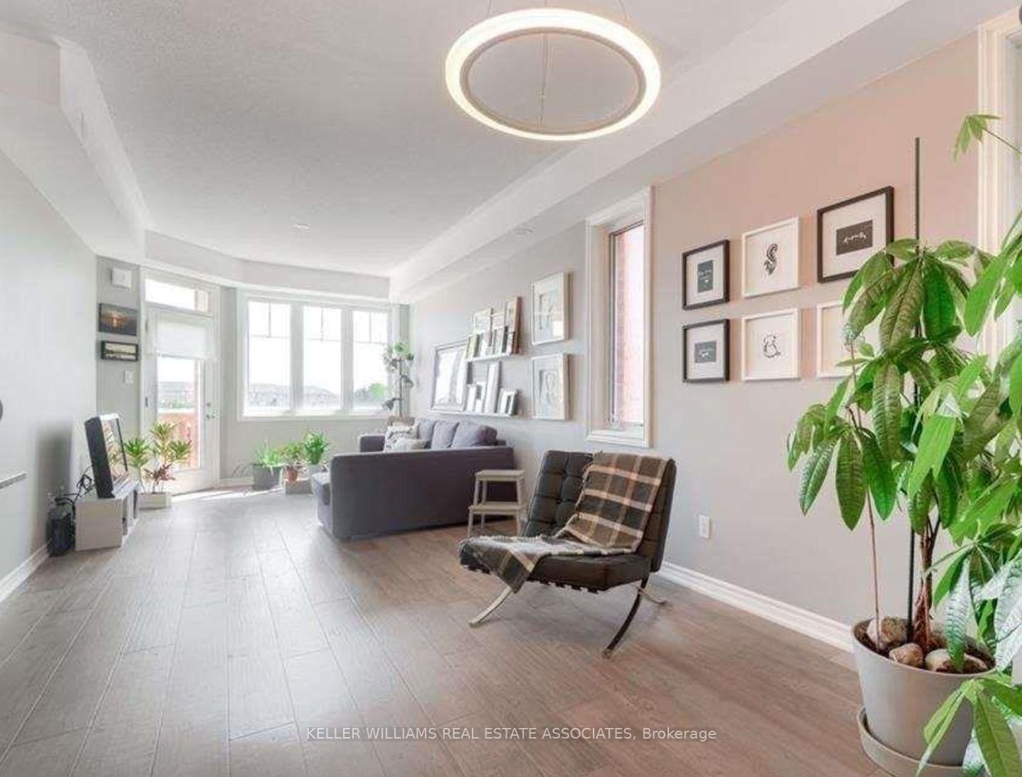 Townhouse leased at 28-02-2420 BARONWOOD Drive, Oakville, WM Westmount, L6M 0X6 - MLS: W12084939