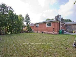 Detached House for lease at (Basement)-28 Ladore Drive, Brampton, Brampton South, L6Y 1V5 - MLS: W12085008