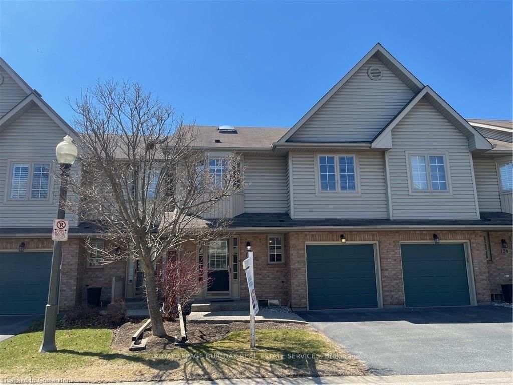 Townhouse for sale at 133-3333 New Street, Burlington, Roseland, L7N 1N1 - MLS: W12085025
