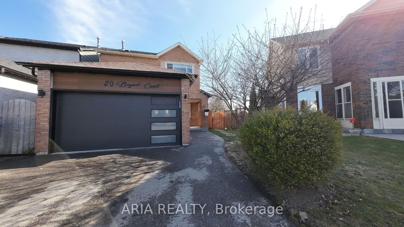 Detached House for sale at 20 Bryant Court, Brampton, Bram West, L6X 2T1 - MLS: W12085144