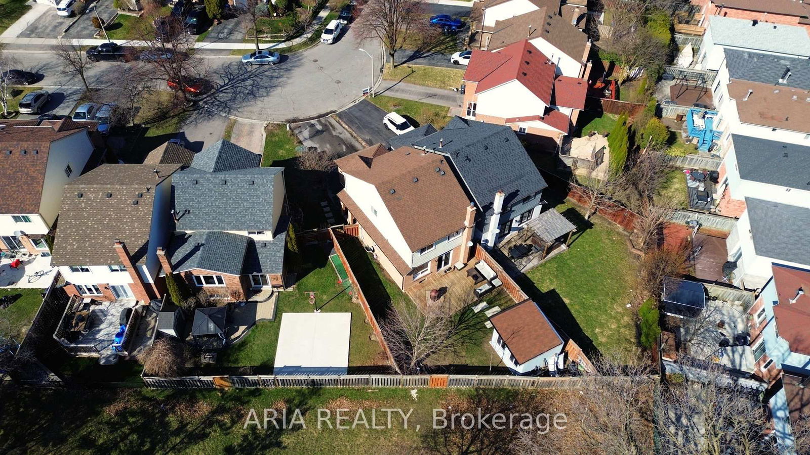 Detached House for sale at 20 Bryant Court, Brampton, Bram West, L6X 2T1 - MLS: W12085144