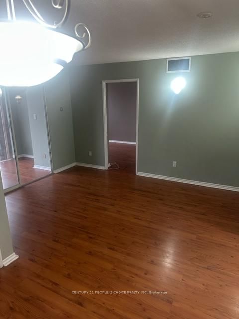 2112 - 285 Enfield Place