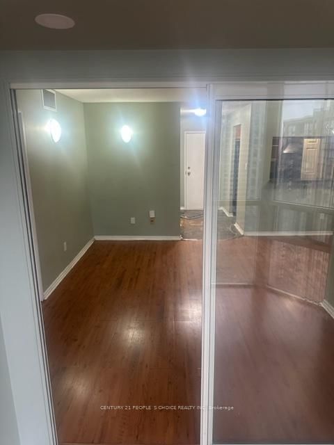 2112 - 285 Enfield Place