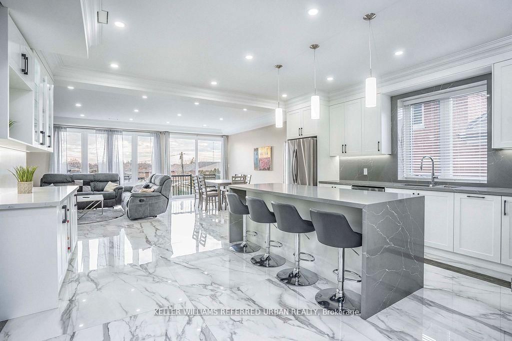 Detached House for sale at 83 Floral Pkwy, Toronto, Maple Leaf, M6L 2C3 - MLS: W12085864