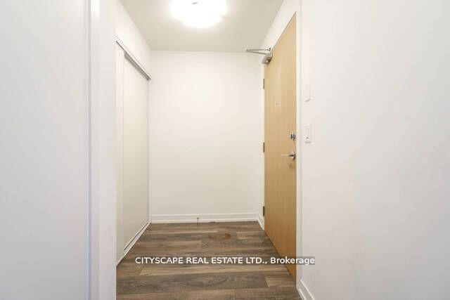 1507 - 2520 Eglinton Avenue