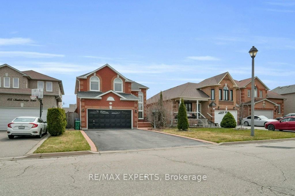 Detached House sold at 103 Fountainbridge Drive, Caledon, Bolton East, L7E 1V7 - MLS: W12086089