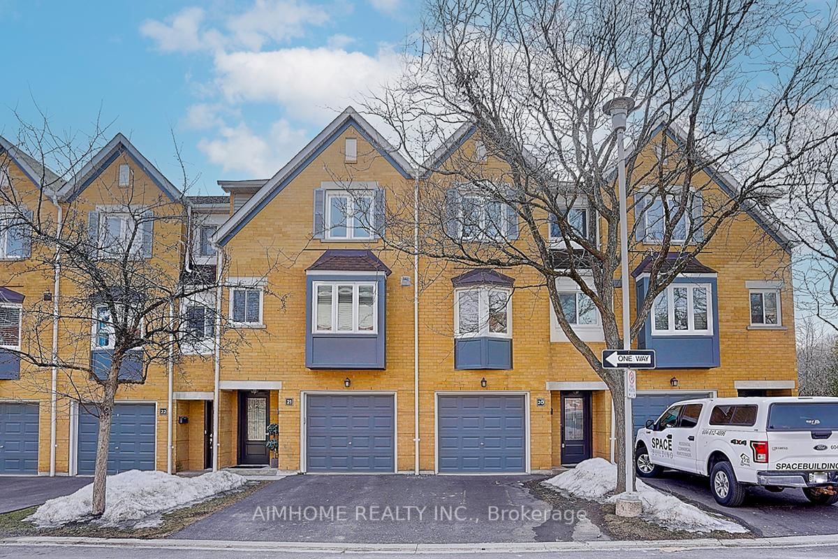 Townhouse for lease at 20-2300 Brays Lane, Oakville, Glen Abbey, L6M 3J9 - MLS: W12086284