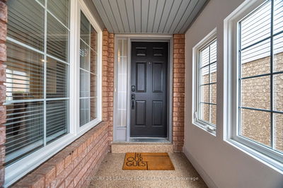 64 Miller Dr, Halton Hills - Georgetown image-0-2