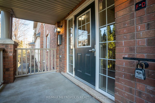 4 - 734 Neighbourhood Circle