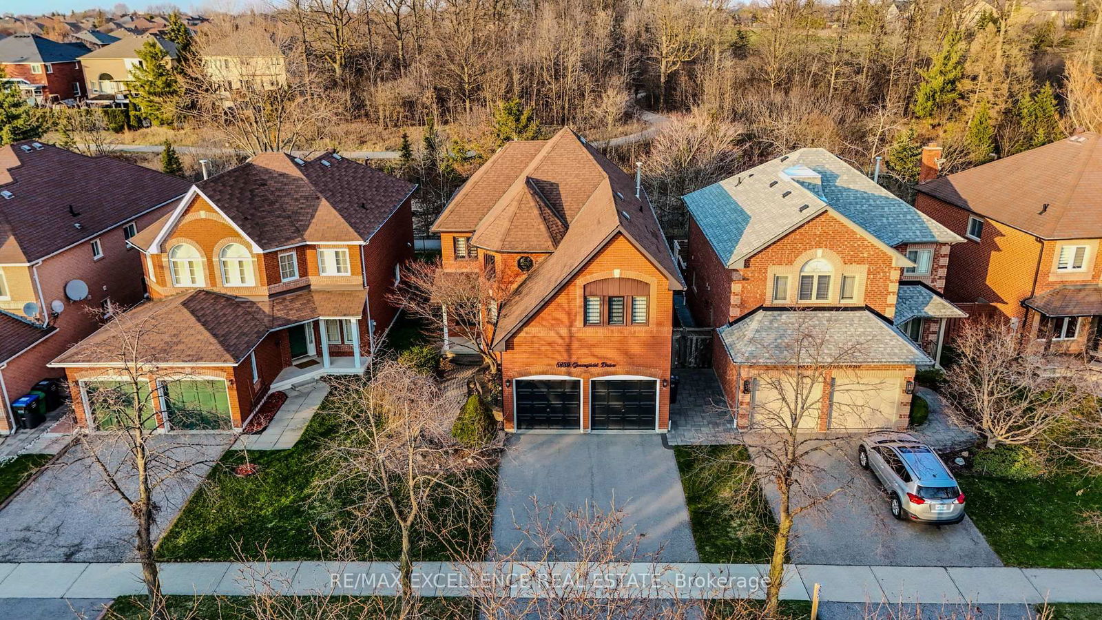 Detached House for sale at 6839 Gracefield Drive, Mississauga, Lisgar, L5N 6T6 - MLS: W12086512