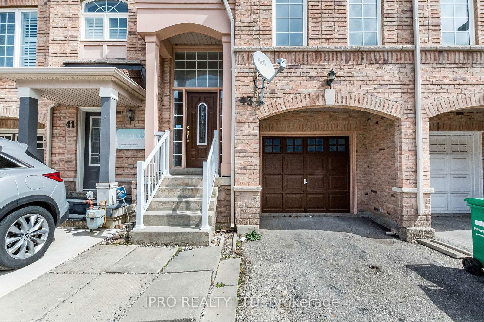 Townhouse for sale at 43 Axelrod Avenue, Brampton, Fletcher's Creek South, L6Y 5S9 - MLS: W12086547