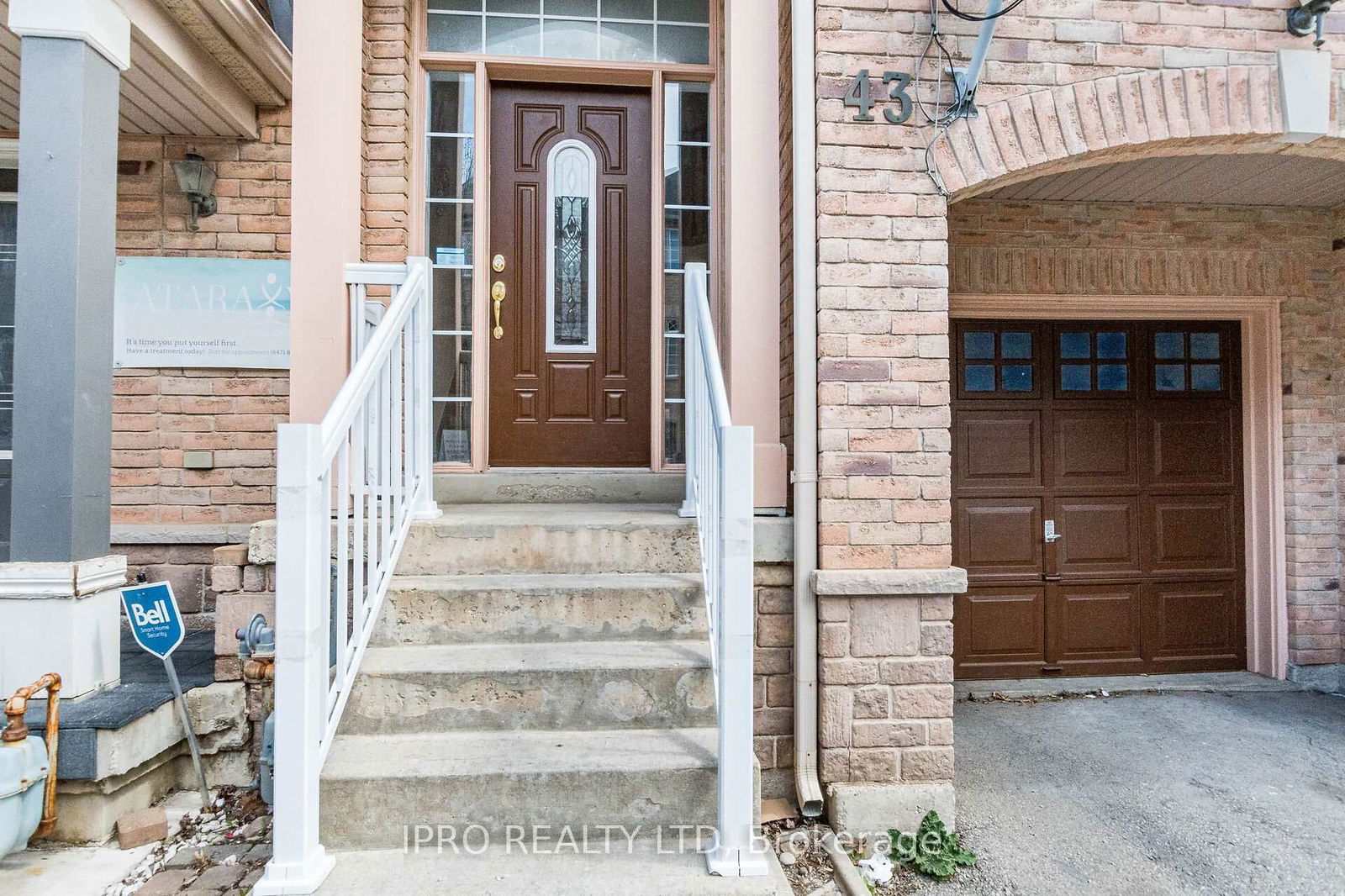 Townhouse for sale at 43 Axelrod Avenue, Brampton, Fletcher's Creek South, L6Y 5S9 - MLS: W12086547