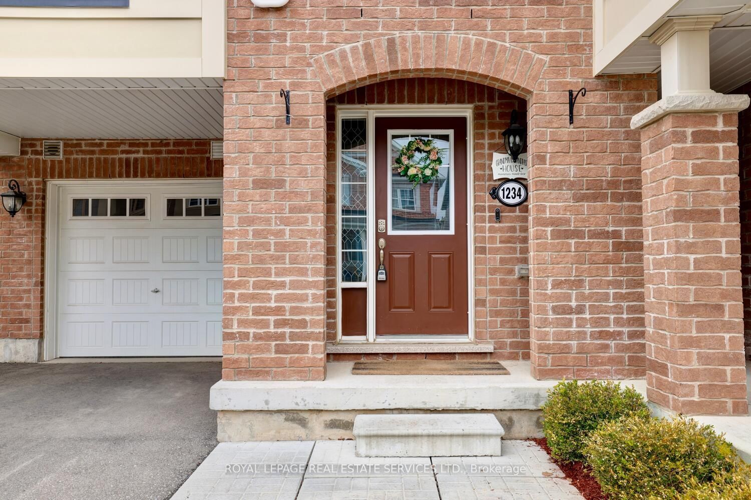 Townhouse sold at 1234 Rose Way, Milton, CB Cobban, L9E 1L9 - MLS: W12086816