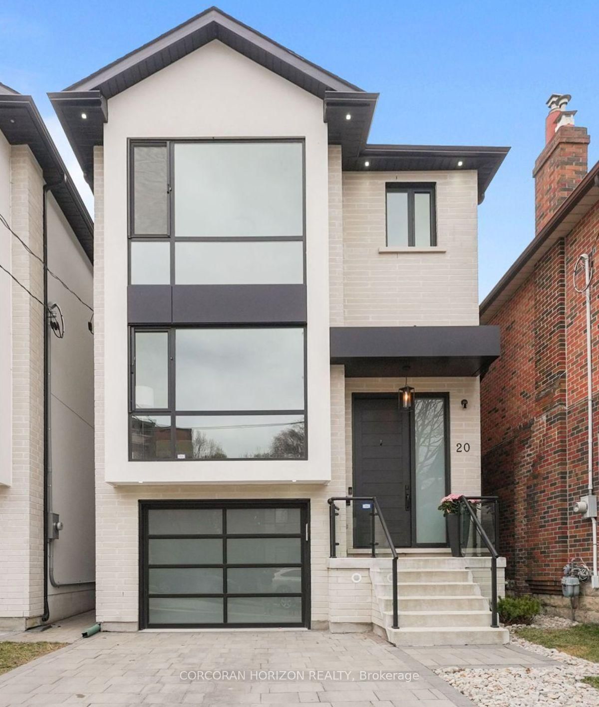 Detached House for sale at 20 Fourth Street, Toronto, New Toronto, M8V 2Y3 - MLS: W12086933
