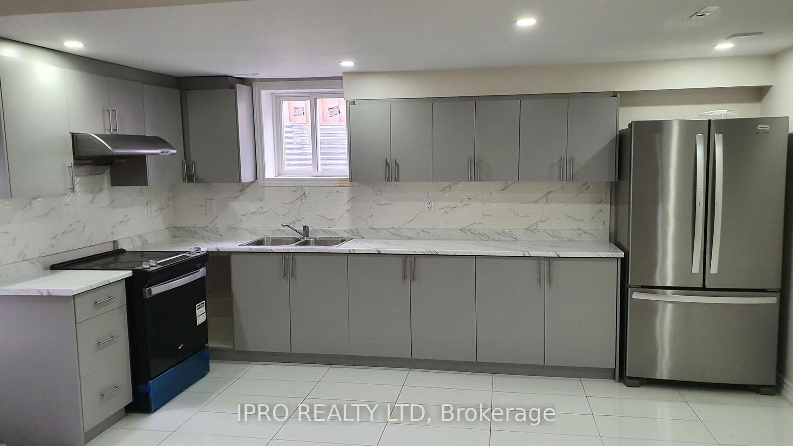 Detached House leased at 5 Inder Heights Drive, Brampton, Snelgrove, L6Z 3M4 - MLS: W12087047