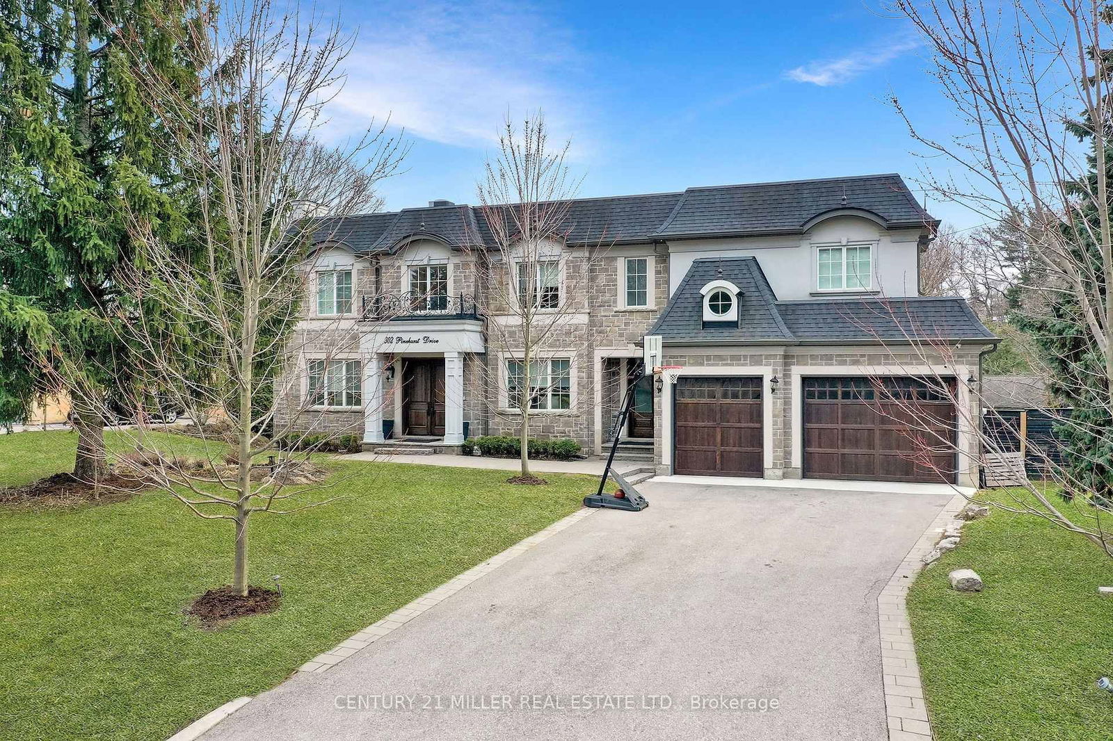 Detached House for sale at 302 Pinehurst Drive, Oakville, Ford, L6J 4X3 - MLS: W12087107