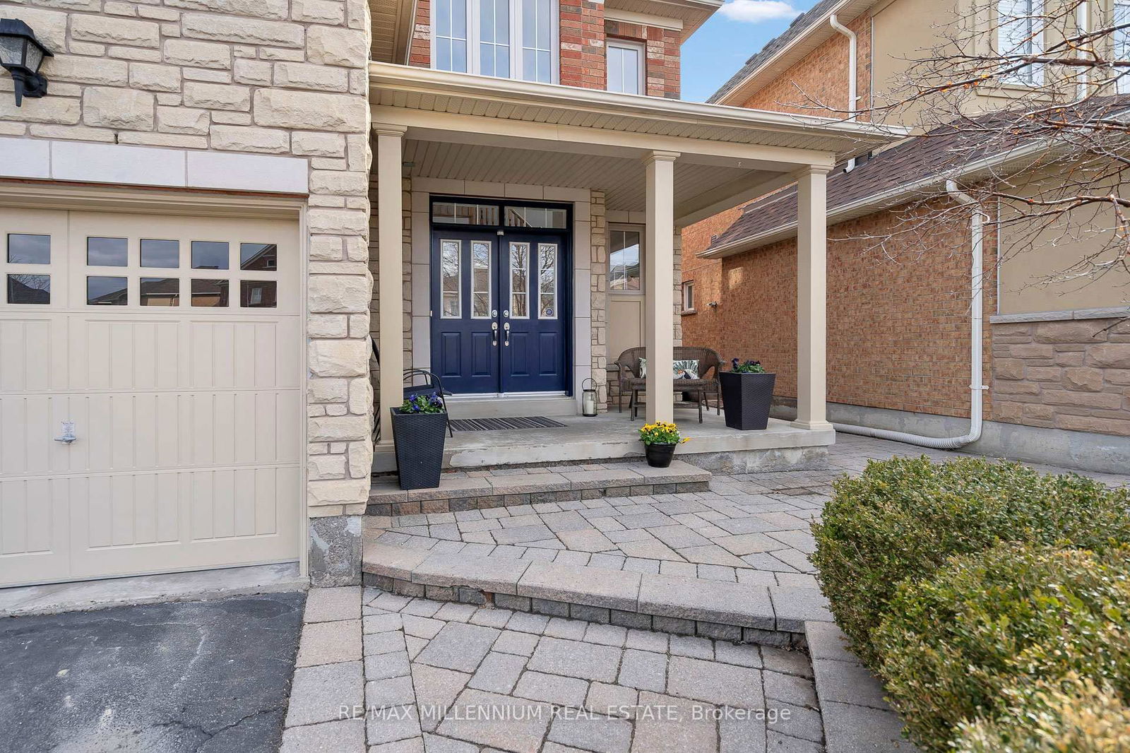 Detached House for sale at 13 Belleville Drive, Brampton, Vales of Castlemore North, L6P 1V7 - MLS: W12087169