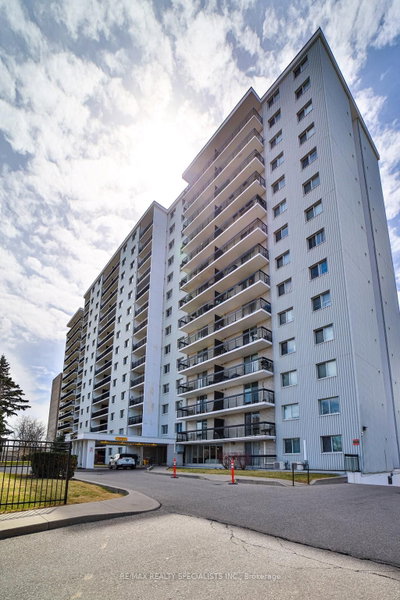 Condo sold at 1012-1100 Caven Street, Mississauga, Ontario, L5G 4N3 - Lakeview - MLS: W12087189