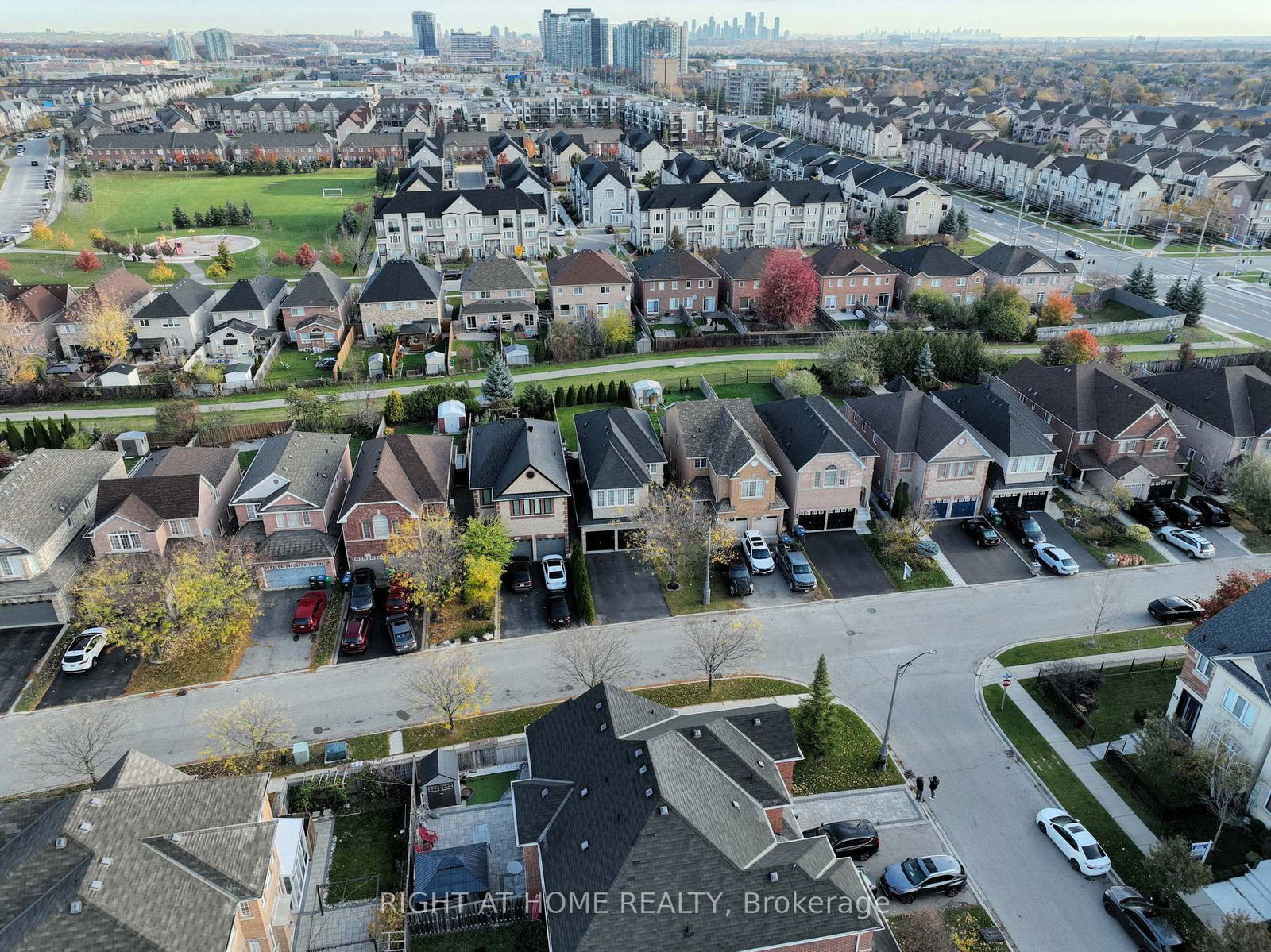 Detached House for sale at 5041 Dubonet Drive, Mississauga, Churchill Meadows, L5M 7X3 - MLS: W12088037