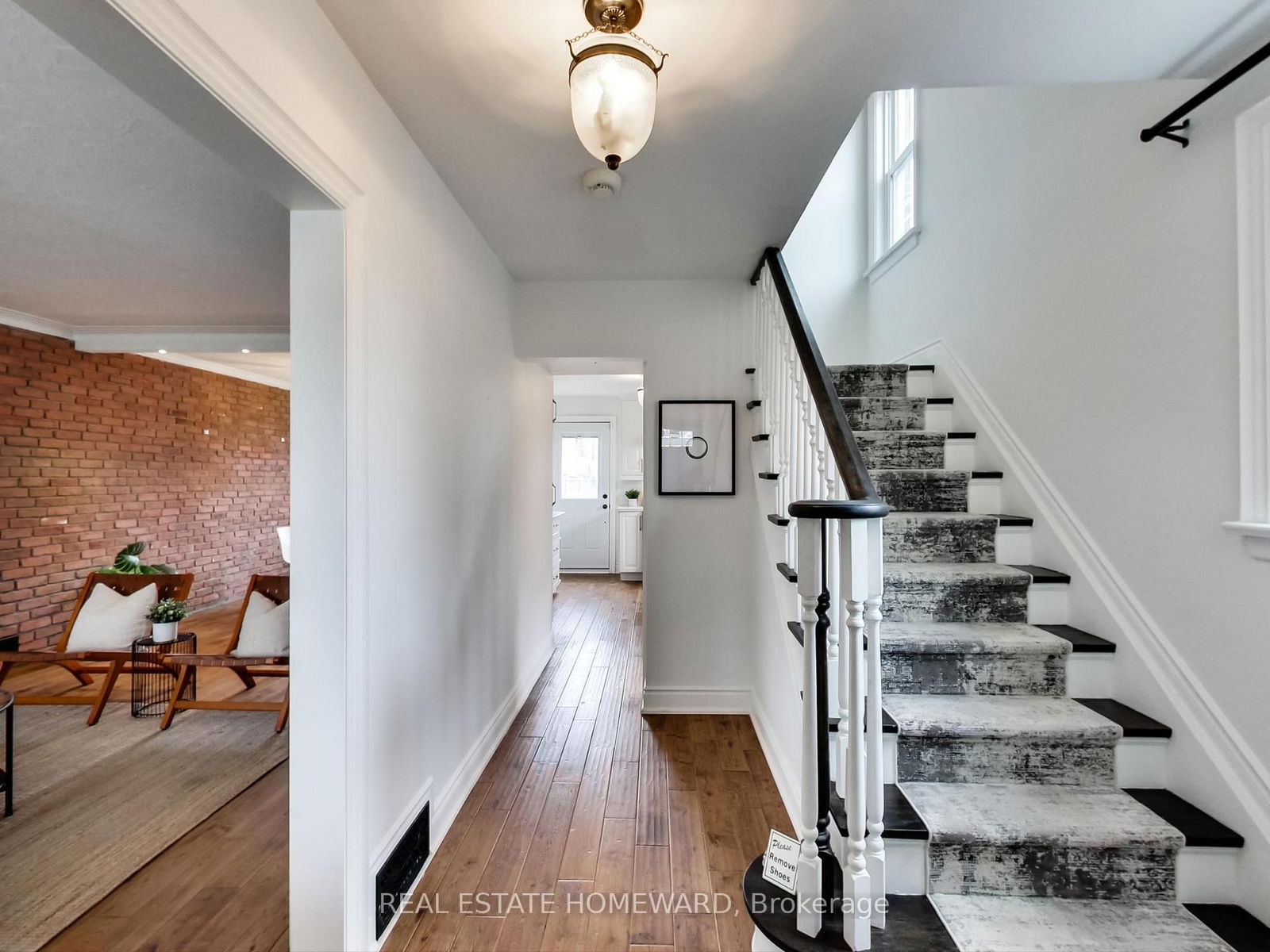 Detached House sold at 43 Chandos Avenue, Toronto, Dovercourt-Wallace Emerson-Junction, M6H 2E6 - MLS: W12088121
