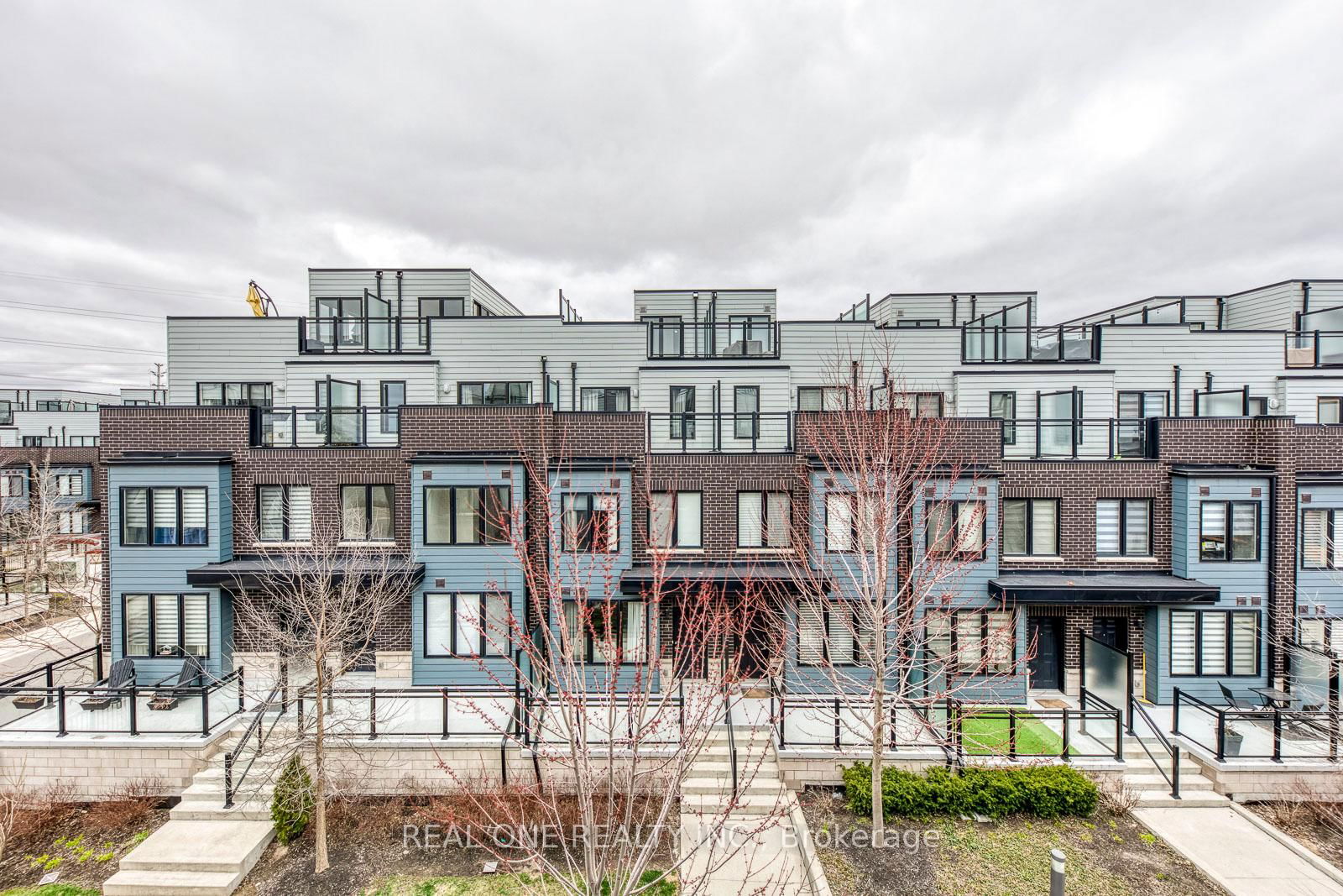 Townhouse for sale at 6-2255 McNab Lane, Mississauga, Clarkson, L5J 0B3 - MLS: W12088130