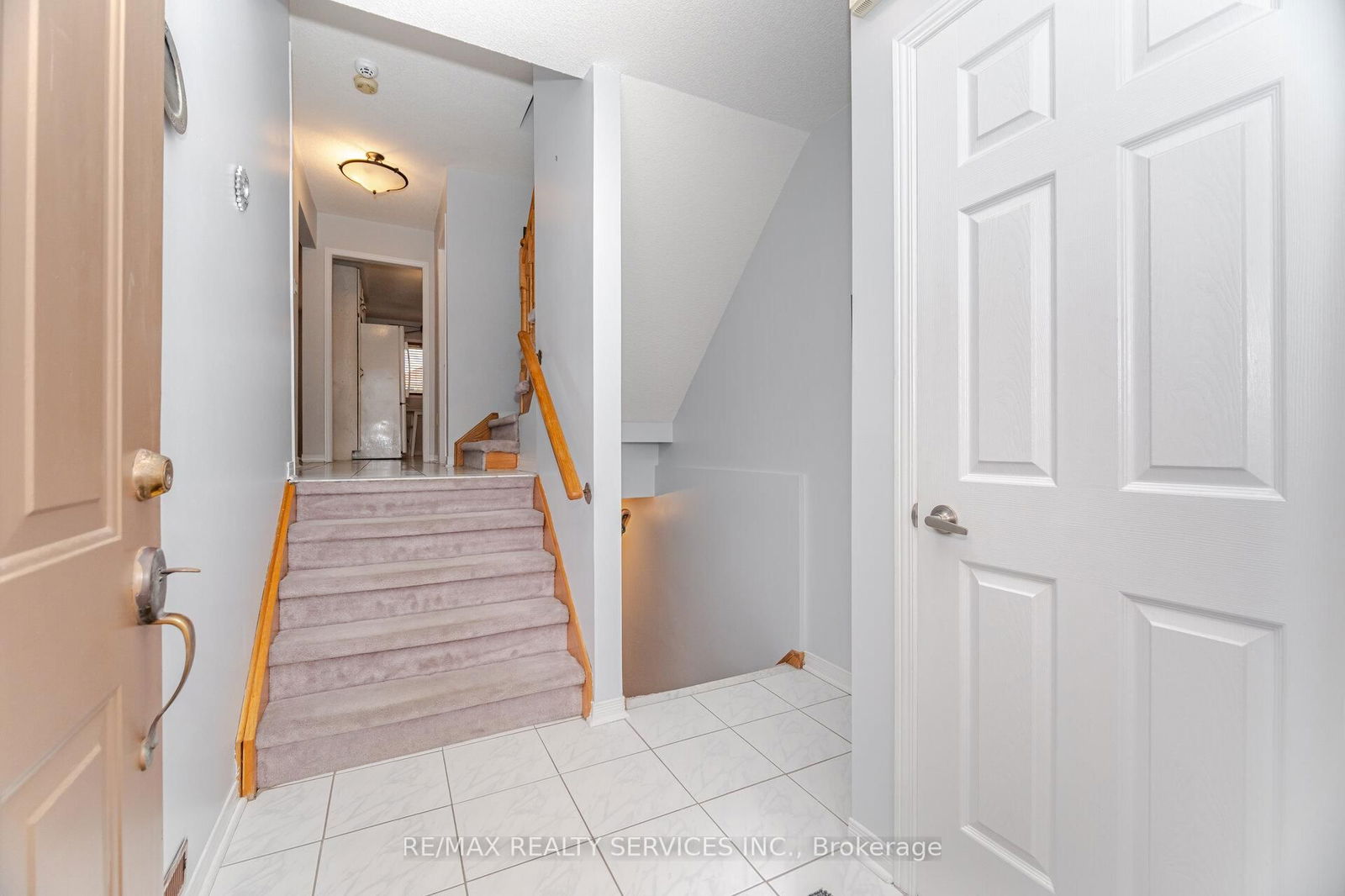 Townhouse for sale at 3 Dino Court, Brampton, Fletcher's Creek South, L6Y 4X6 - MLS: W12088214