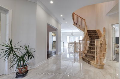 2923 Hammond Rd, Mississauga - Sheridan image-0-4