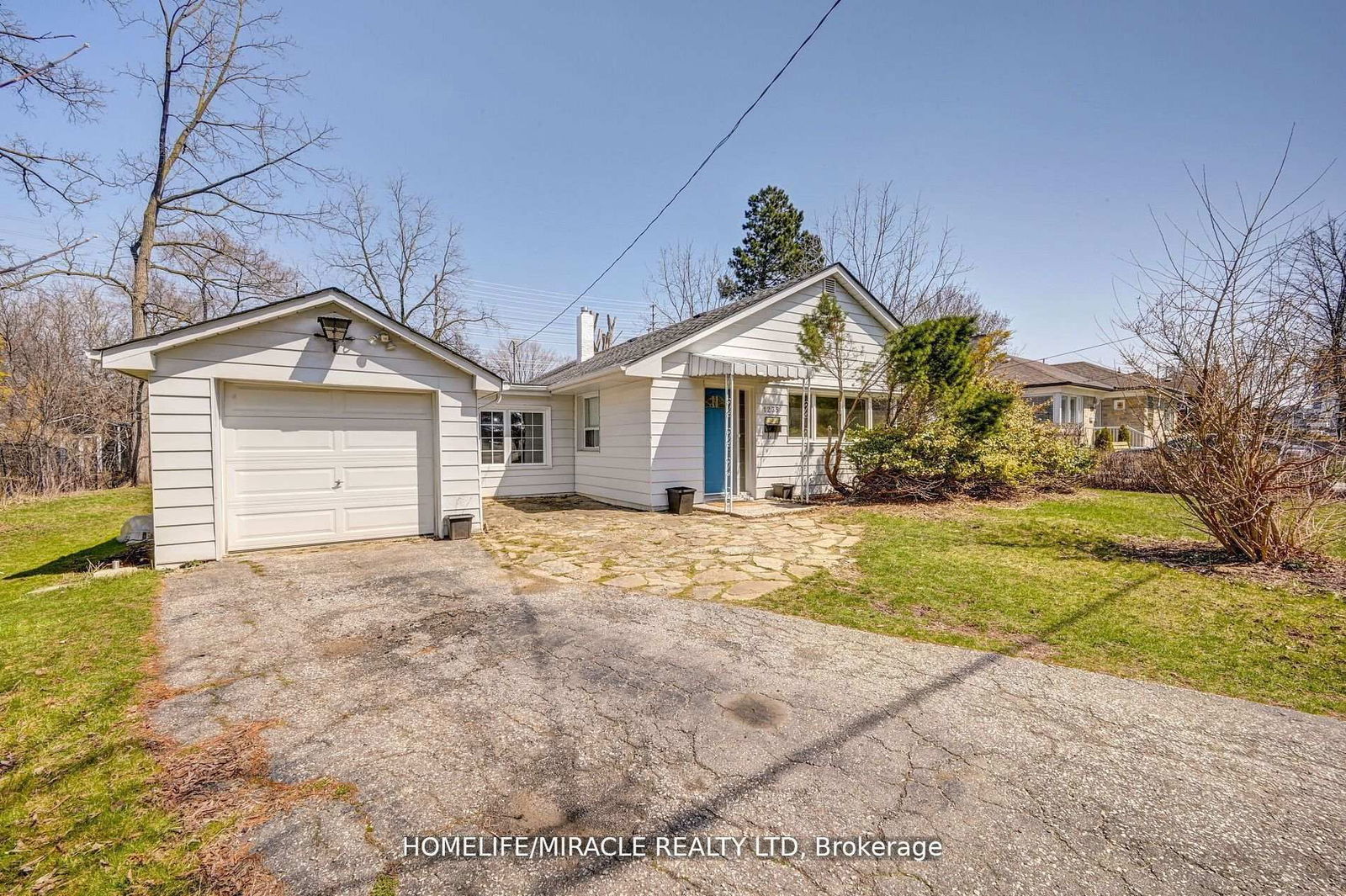 Detached House for sale at 1235 Old River Road, Mississauga, Ontario, L5G 1X1 - Mineola - MLS: W12089138