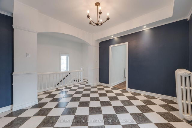 3 - 167 Rosethorn Avenue