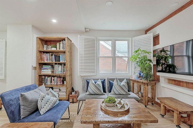 105 Runnymede Road