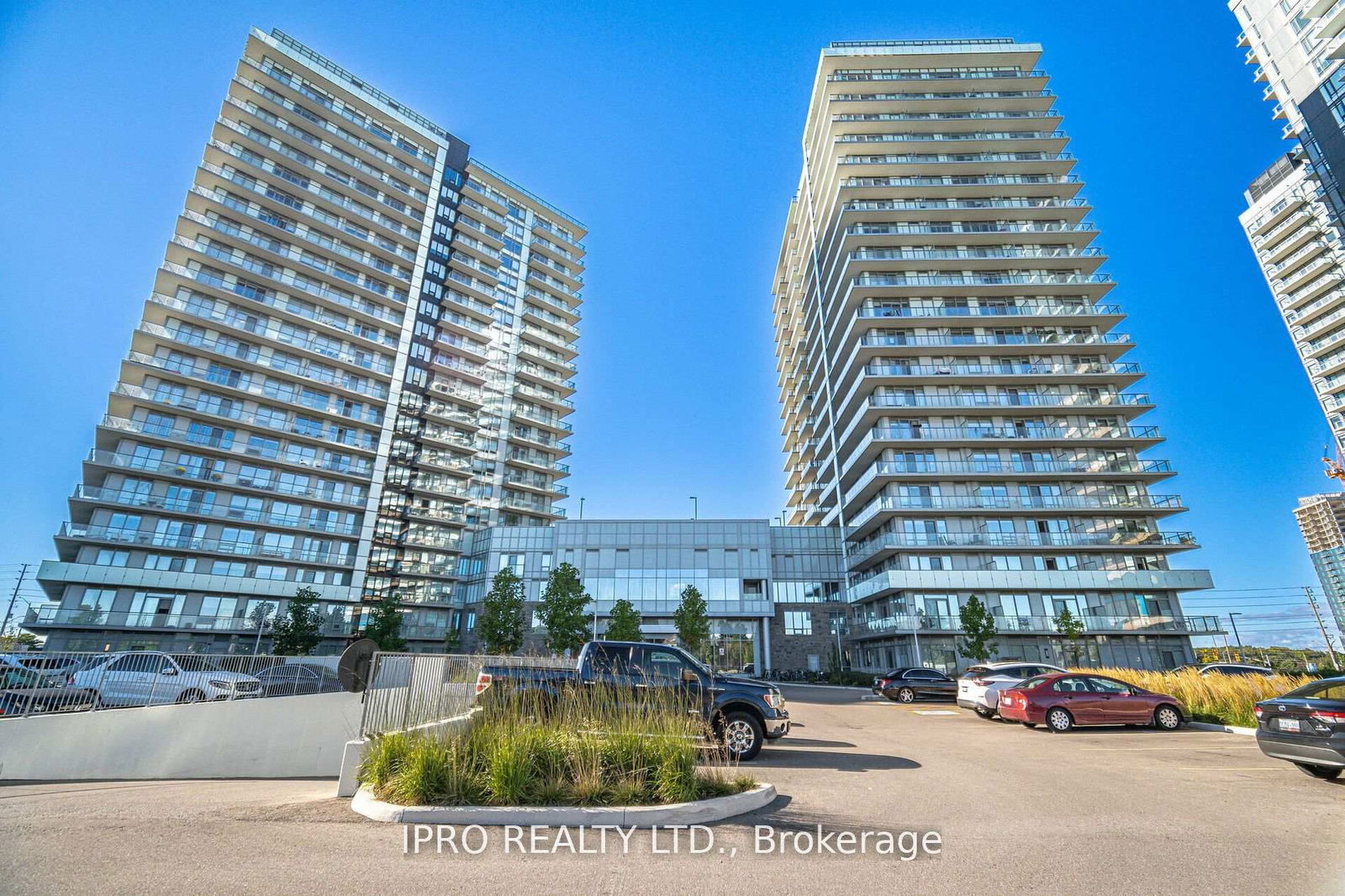 Condo for sale at 2002-4675 Metcalfe Avenue, Mississauga, Central Erin Mills, L5M 0Z8 - MLS: W12089553