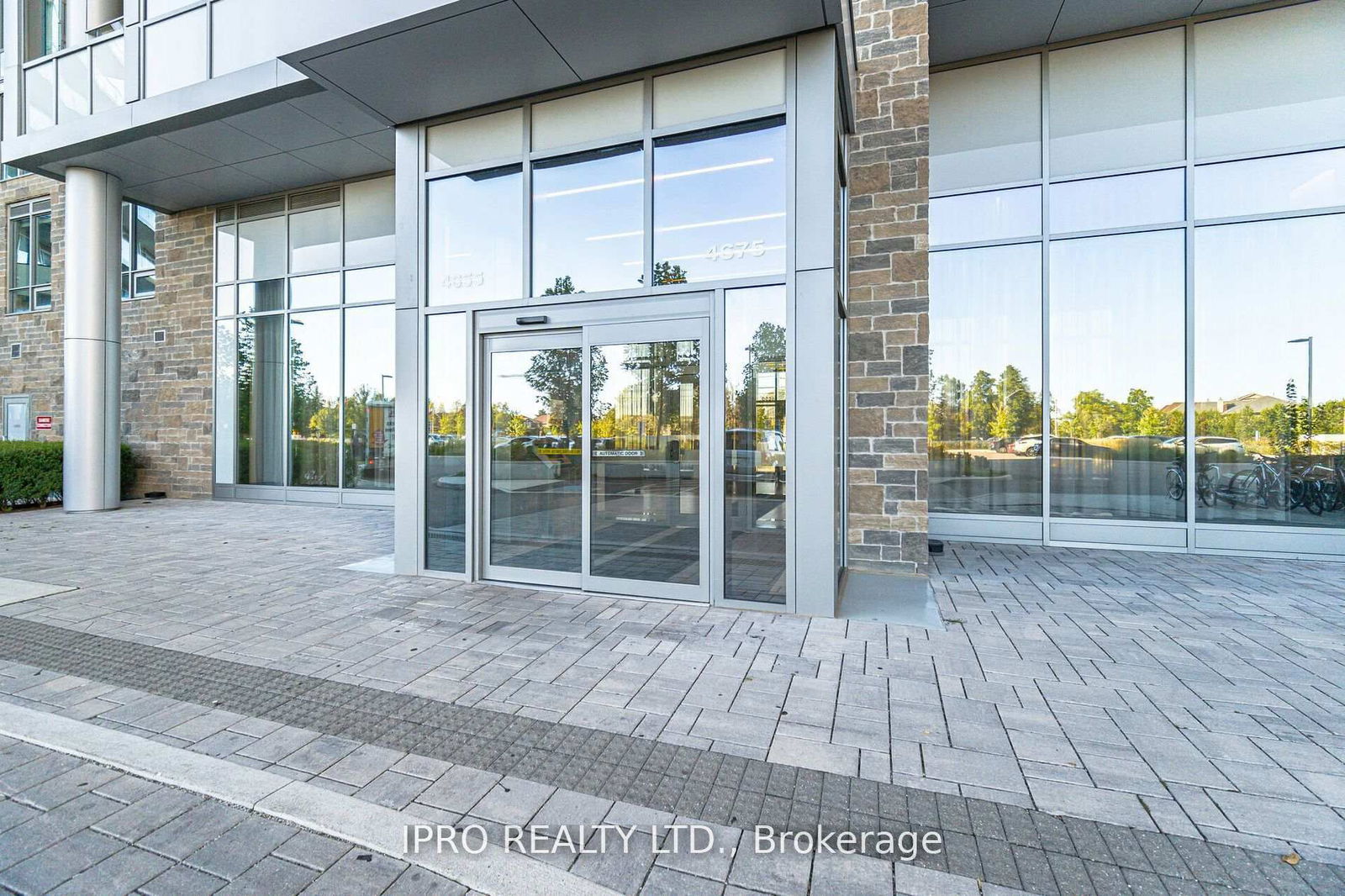 Condo for sale at 2002-4675 Metcalfe Avenue, Mississauga, Central Erin Mills, L5M 0Z8 - MLS: W12089553