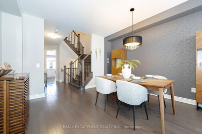 549 Terrace Way, Oakville - Sixteen Hollow image-0-3