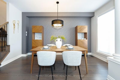 549 Terrace Way, Oakville - Sixteen Hollow image-0-4