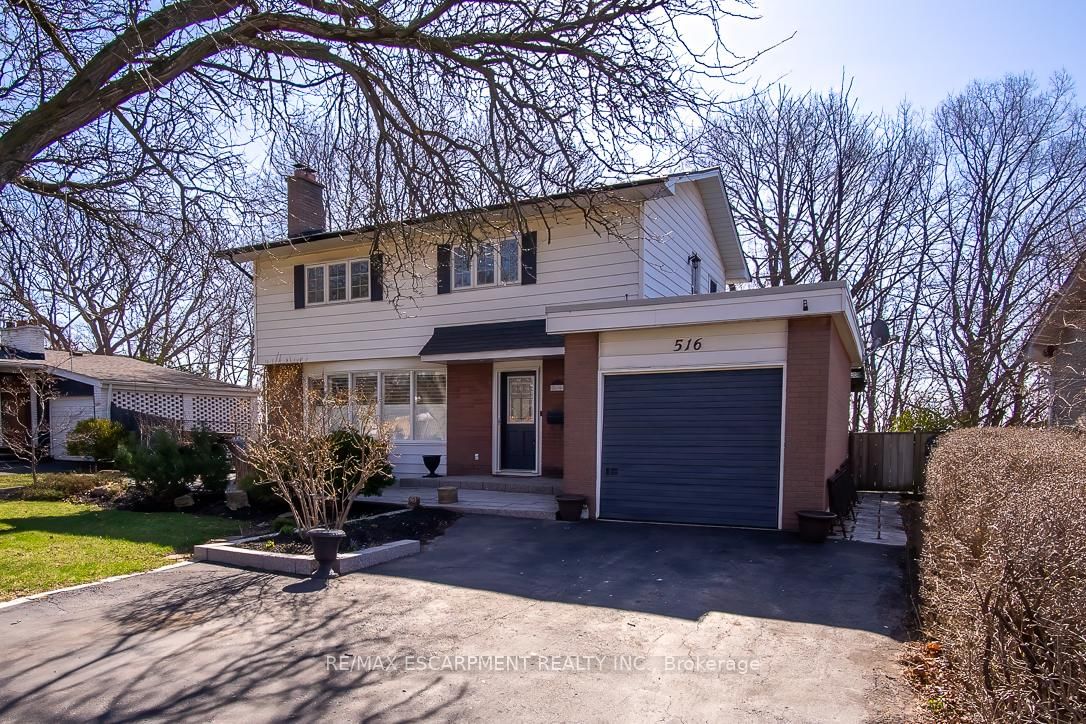 Detached House for sale at 516 Falgarwood Drive, Oakville, Falgarwood, L6H 1N3 - MLS: W12090037